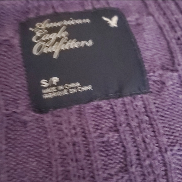 American Eagle Cable Knit Sweater - Picture 7 of 8